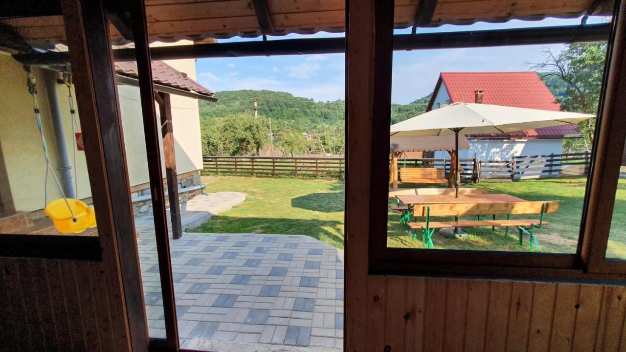 Popasul Galesean Hotell Galesu Eksteriør bilde